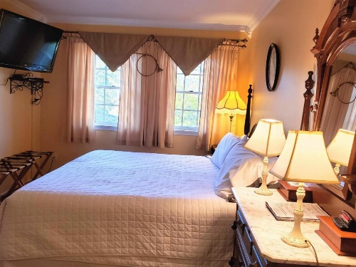 Battlefield Bed & Breakfast image 43